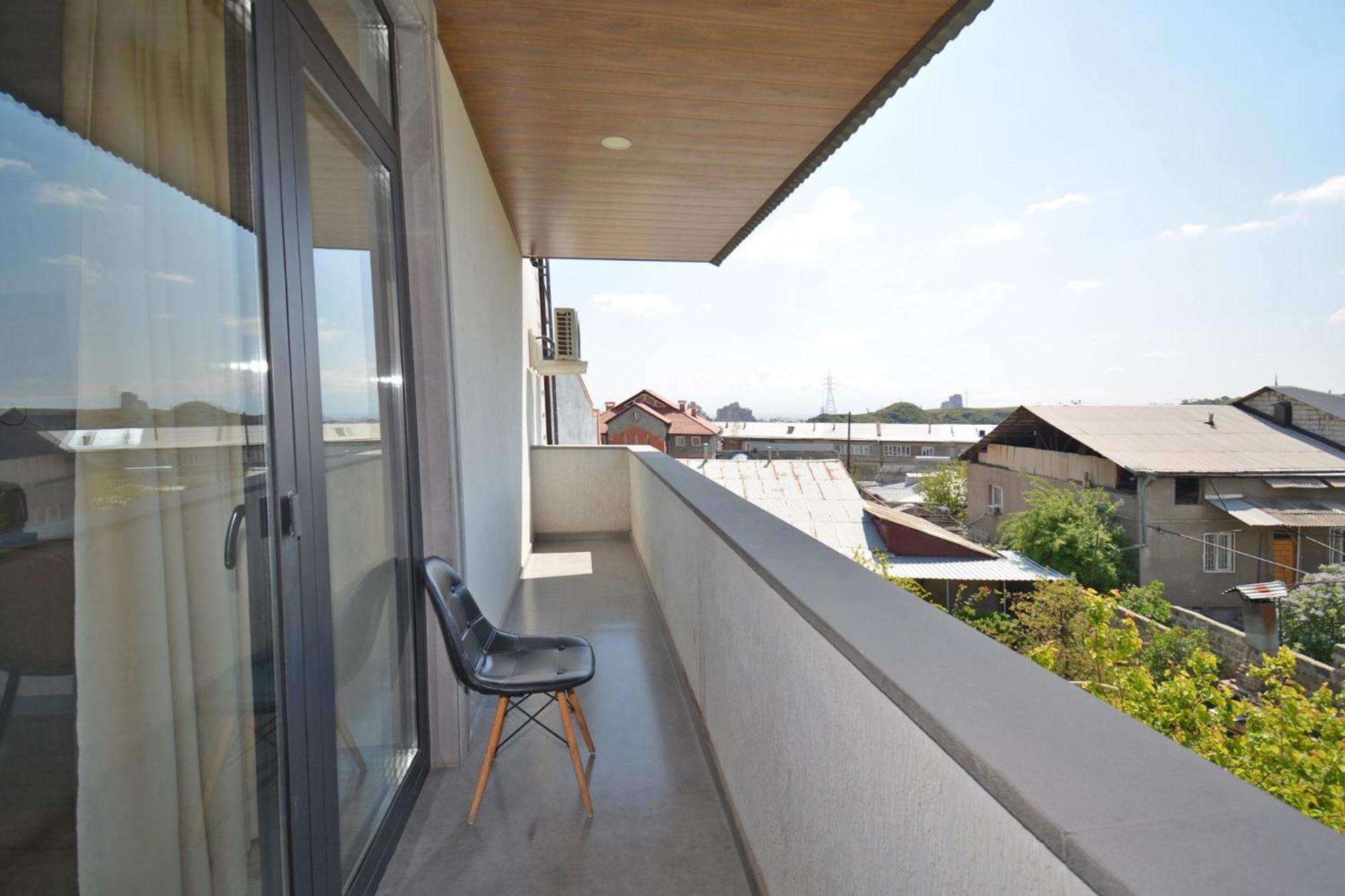 Andor Hotel เยเรวาน ภายนอก รูปภาพ