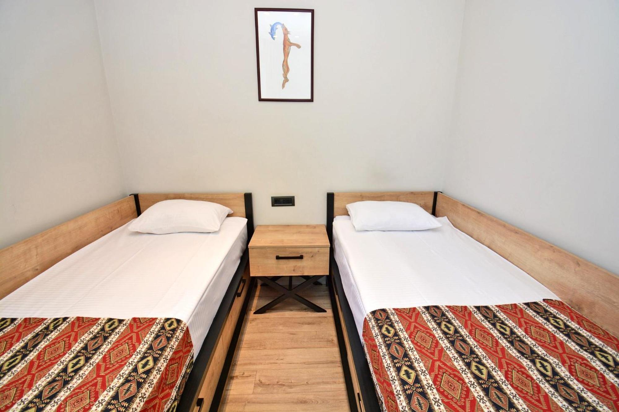 Andor Hotel เยเรวาน ภายนอก รูปภาพ